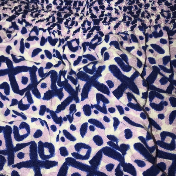 Shorts - Picture 3 of 3